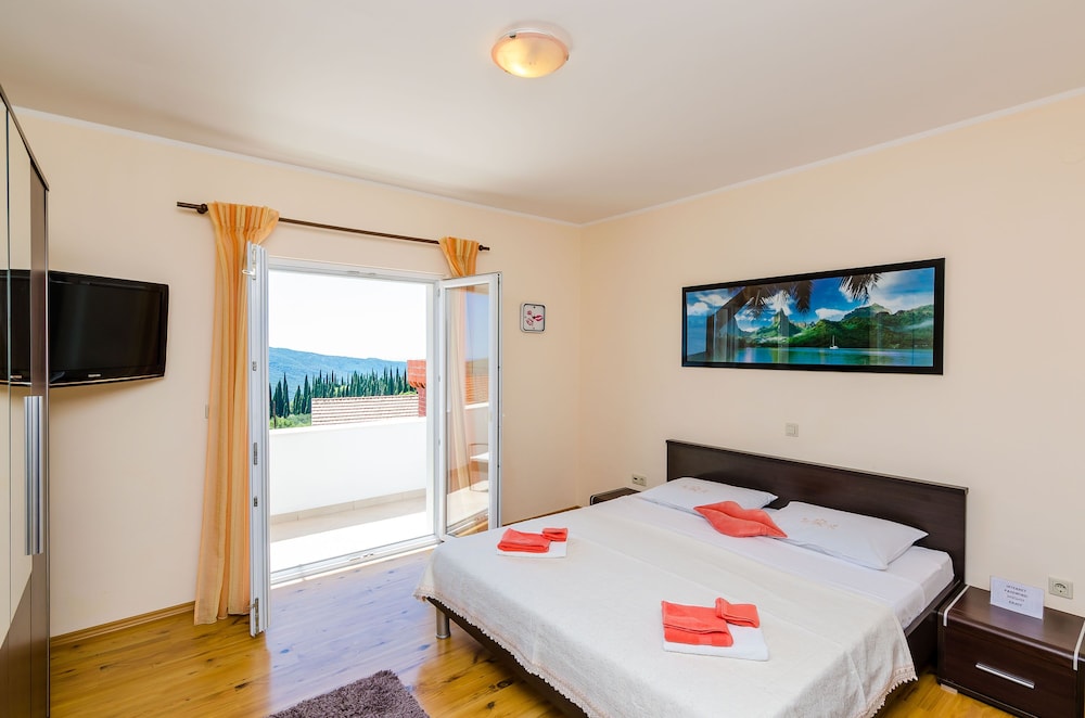 Villa Mateo — 4-Star Luxury Hotel in Dubrovnik, Croatia