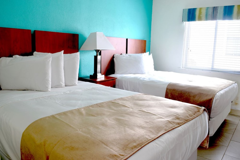 The Blue Marlin Resort - photo 3