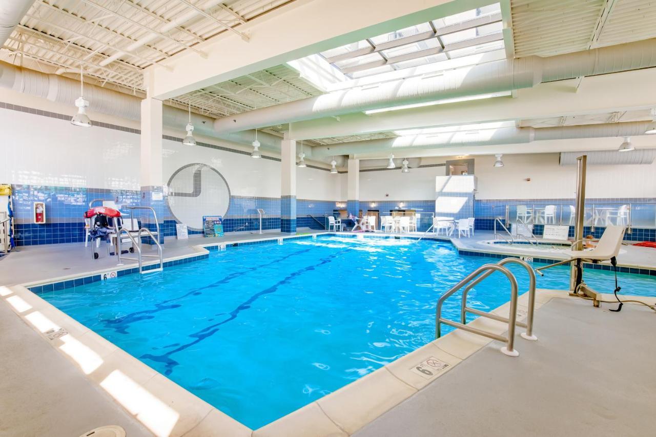 Sea Colony 2403 Round Robin — 4-Star Luxury Hotel in Bethany Beach, United States