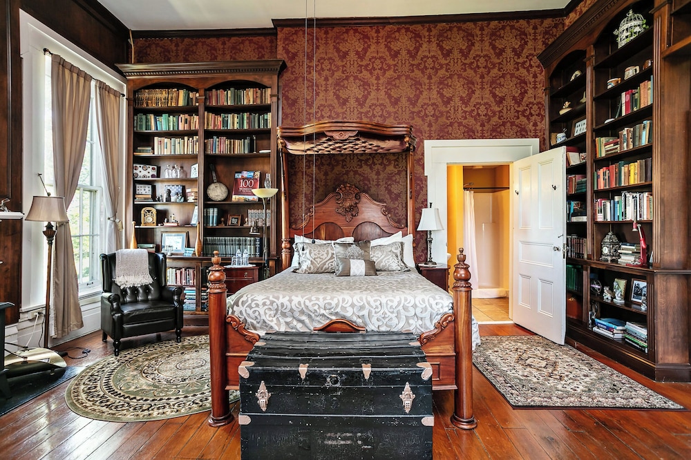 Historic Maple Hill Manor - photo 46