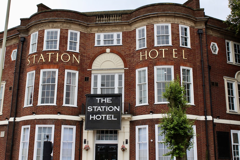 Station Hotel