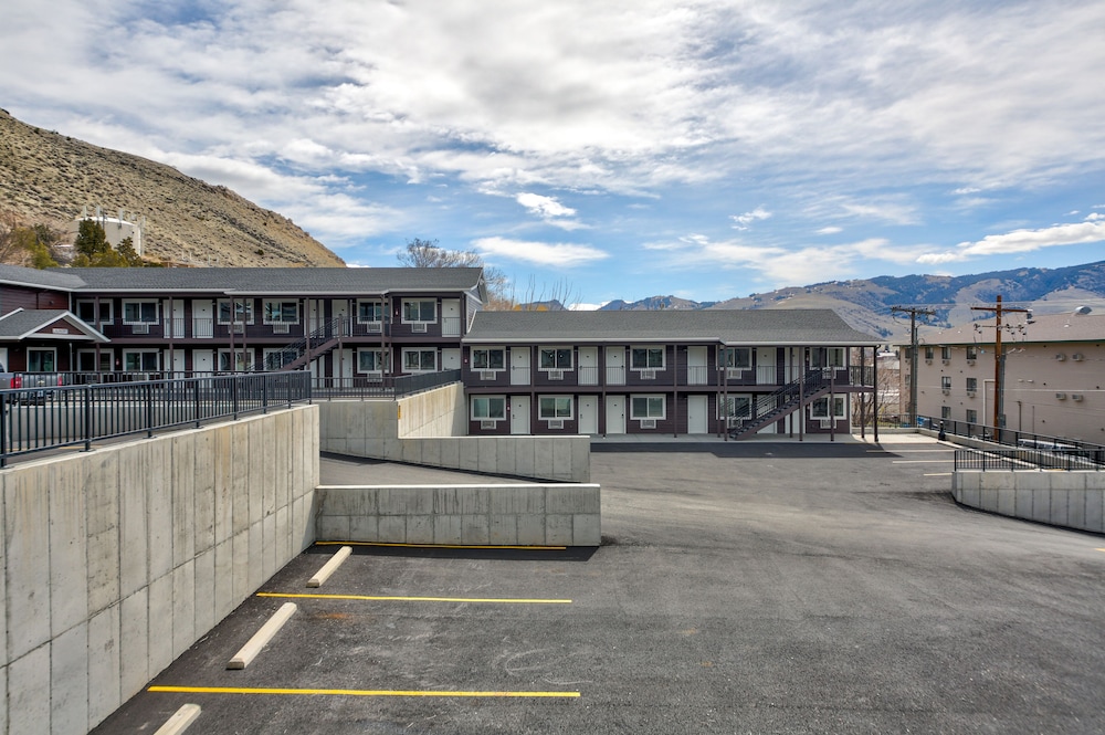 The Roosevelt Hotel Yellowstone - photo 47