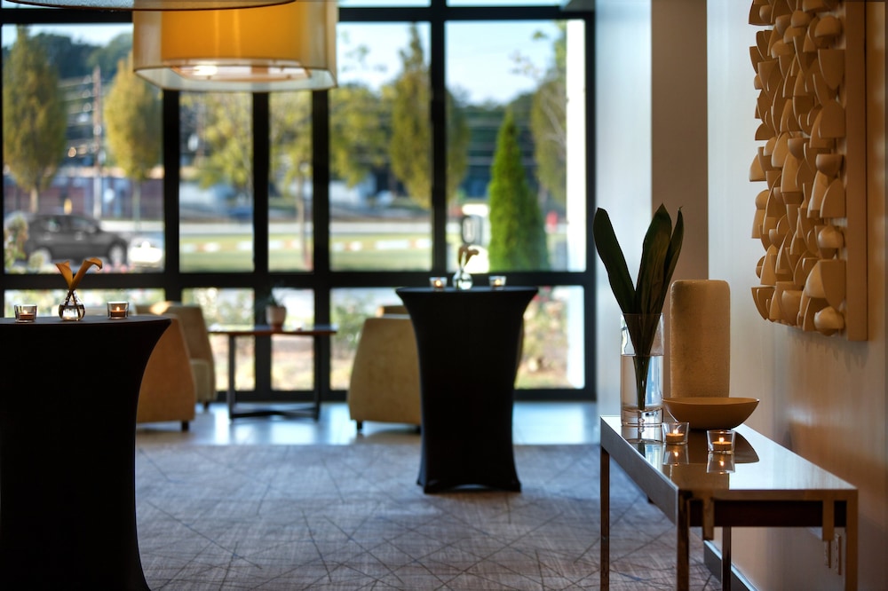 Kimpton Overland Hotel Atlanta Airport by IHG - photo 79