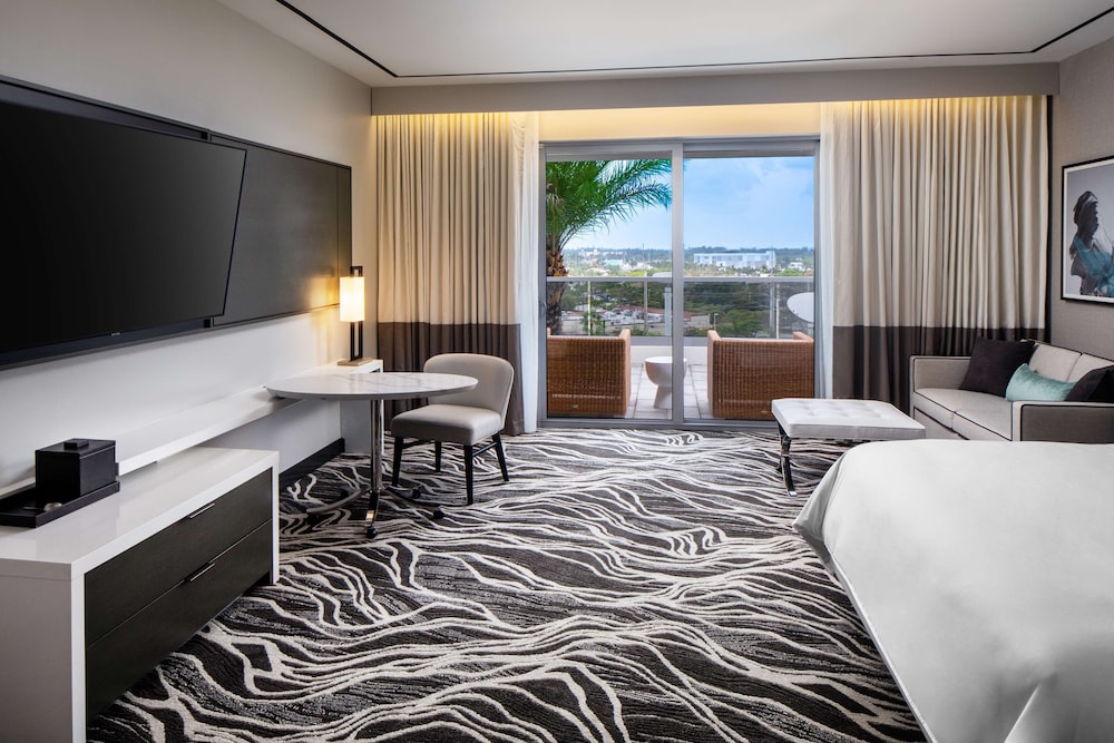 Hilton Miami Aventura - photo 16