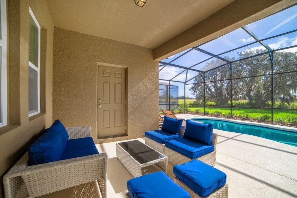 Amazing 5 Bedroom Solterra New Resort Home 5 Villa by RedAwning Davenport - photo 29