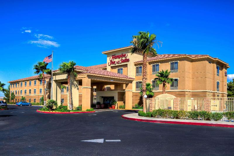 Hampton Inn & Suites Palmdale - photo 3