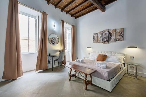 Domus Capitolina Pantheon — 4-Star Luxury Hotel in Rome, Italy
