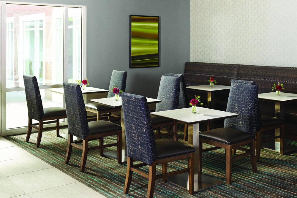 Residence Inn by Marriott Savannah Airport - photo 12