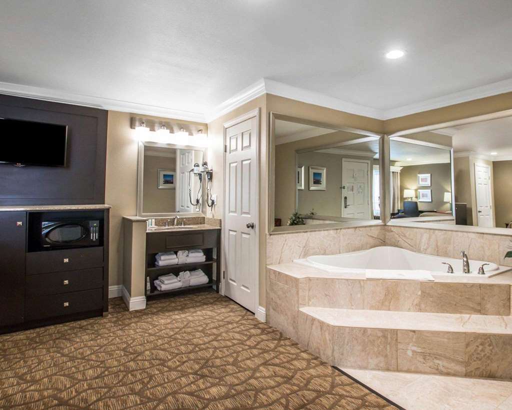 Quality Inn Downey - photo 22