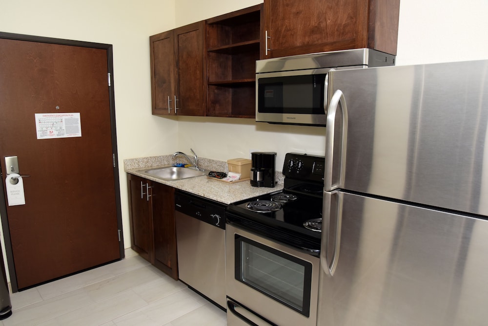 Home Away Suites - photo 21