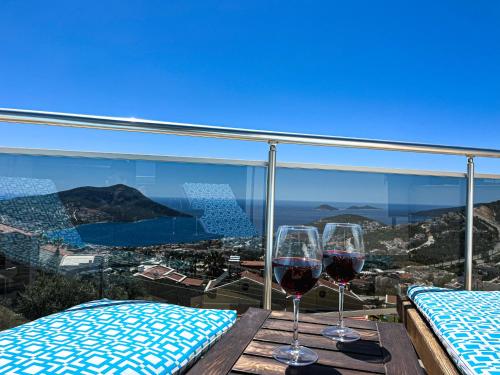 Apollon Apartment — 4-Star Luxury Hotel in Kalkan, Turkey