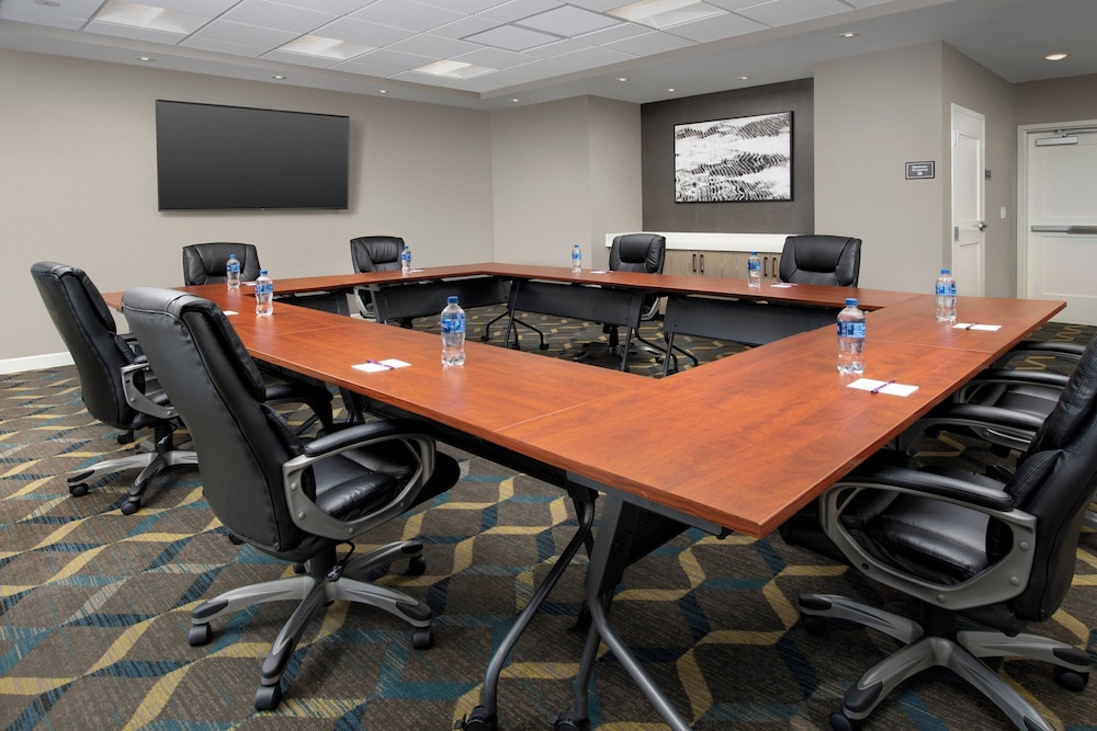 Residence Inn by Marriott Modesto North - photo 29