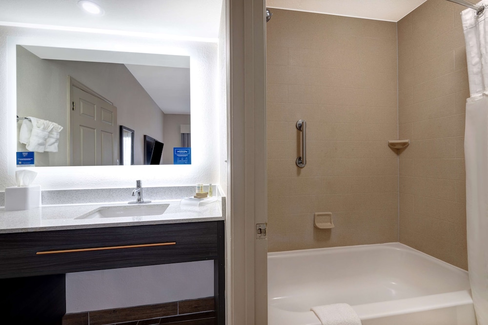 Homewood Suites by Hilton Jackson Ridgeland - photo 34