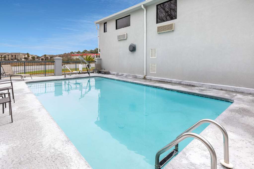Baymont by Wyndham Biloxi Ocean Springs - photo 8