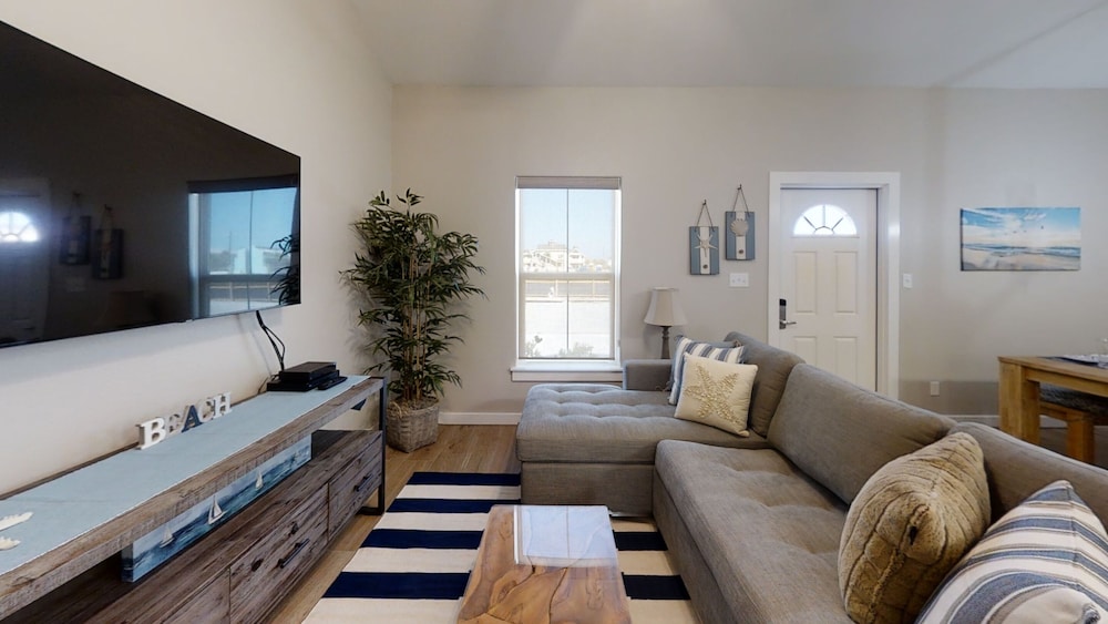 Aruba Water’s Edge 15105 in Corpus Christi, United States