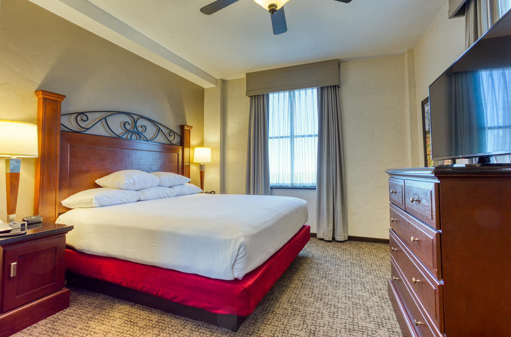 Drury Plaza Hotel San Antonio Riverwalk - photo 64