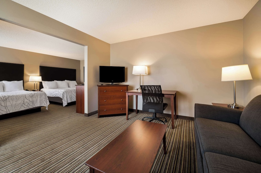 Best Western Park Oasis Inn - photo 25