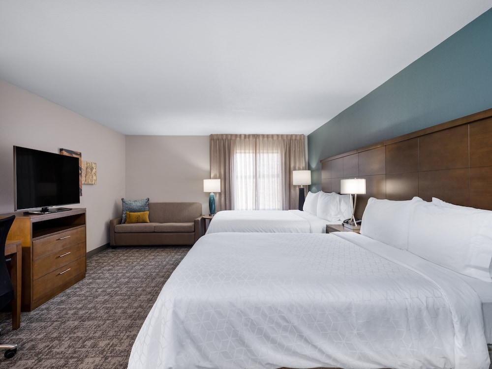 Staybridge Suites Sioux City Southeast by IHG - photo 7