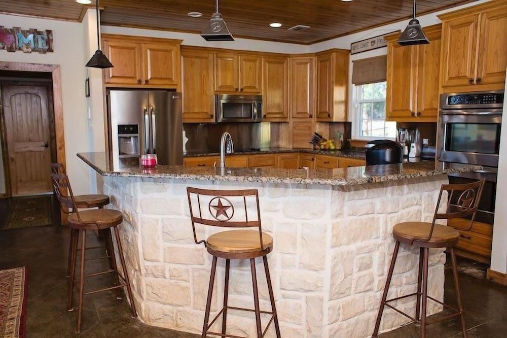 The Silver Spur Resort Campsite - photo 19