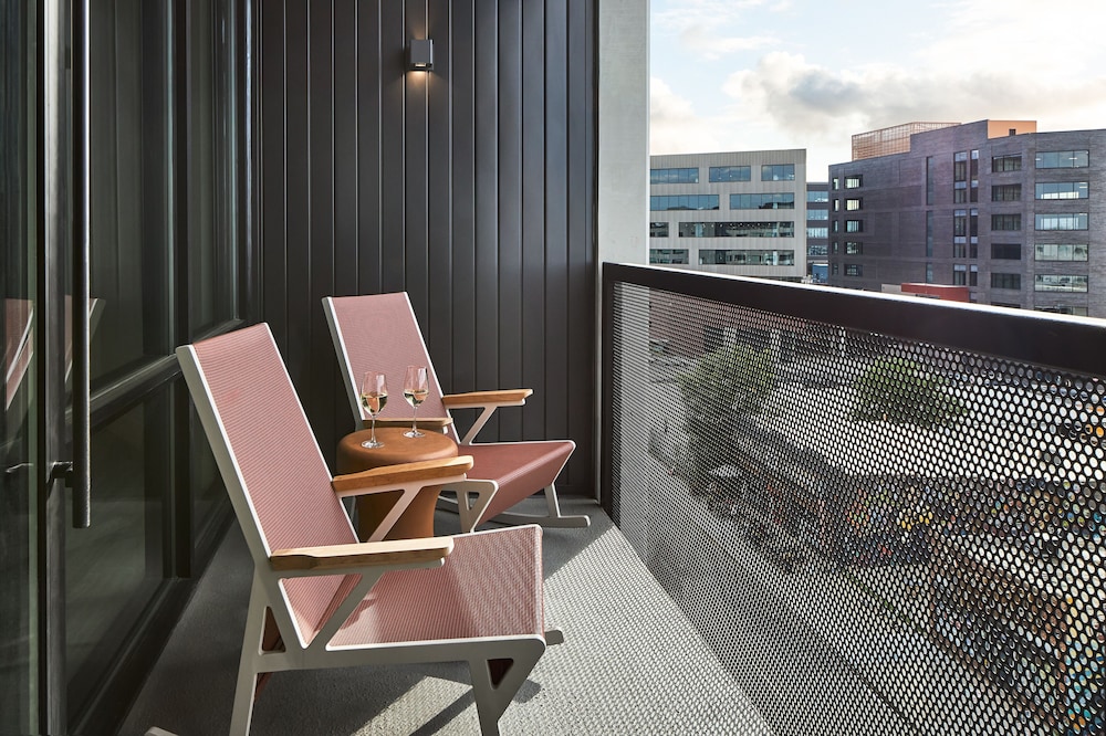 Catbird Hotel - photo 24