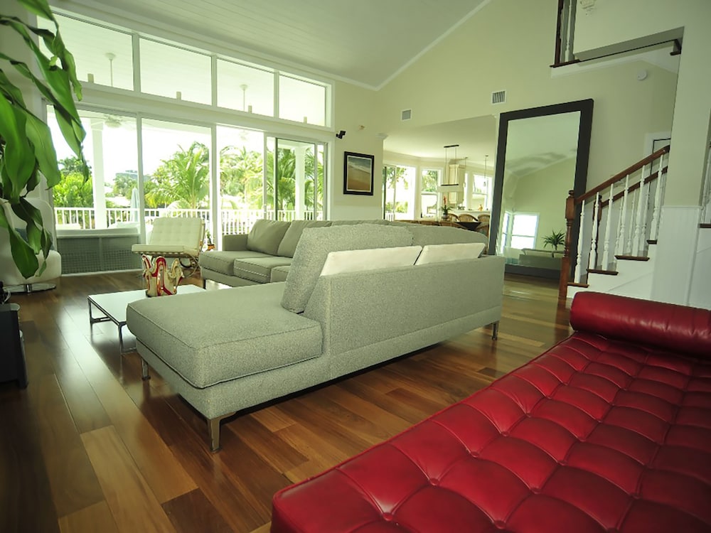 5 Bedroom Homes in Miami by TMG — 5-Star Luxury Hotel in Miami, United States