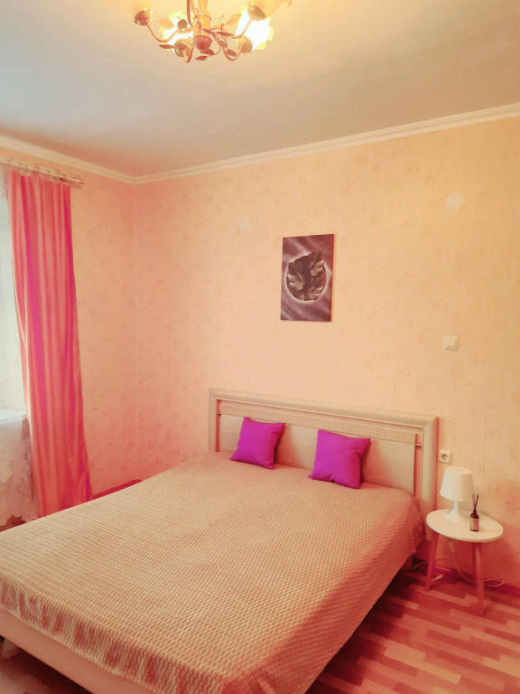 Na Naberezhnom 17 1 Flat in Surgut, Russia