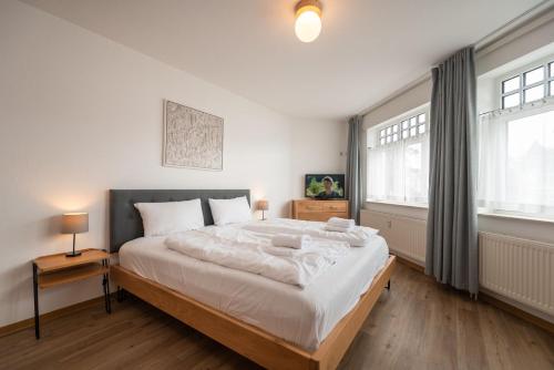 Schloss Hohenzollern Appartement 07 — 4-Star Luxury Hotel in Ahlbeck, Germany