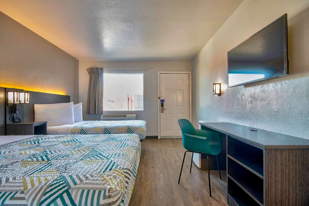 Motel 6 Albuquerque NM Carlisle - photo 23