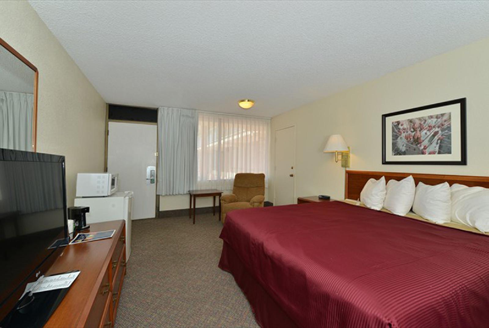 Ramada by Wyndham Mesa Downtown - photo 8