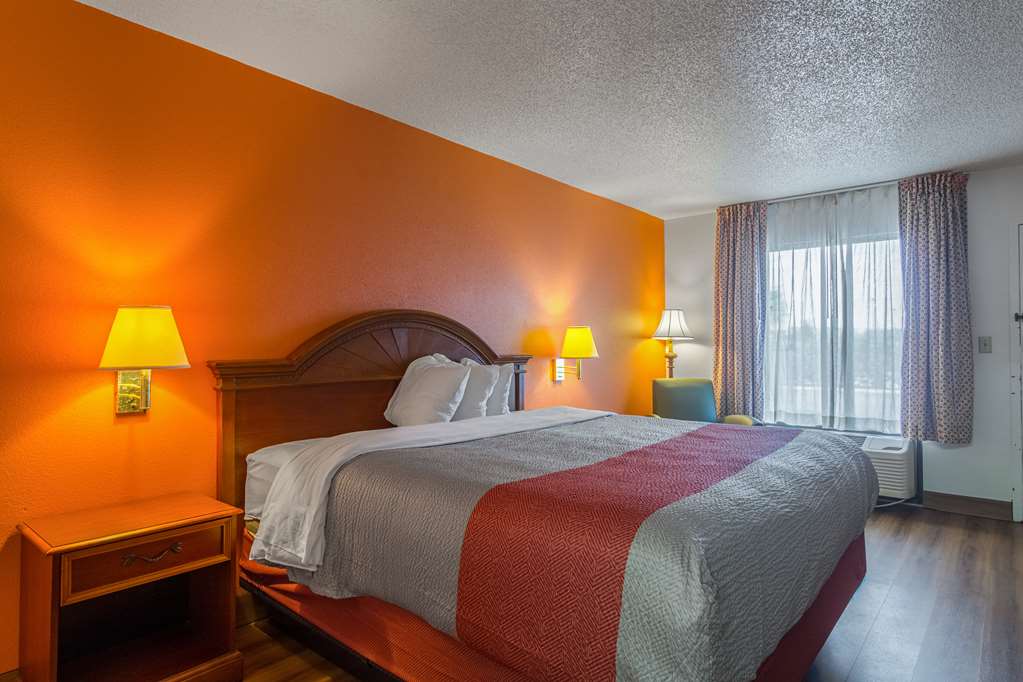 Motel 6 Waycross - photo 11