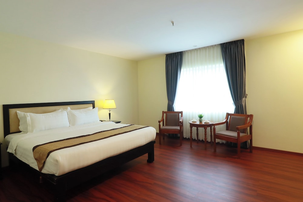 Ramada by Wyndham Phnom Penh Central in Phnom Penh, Cambodia