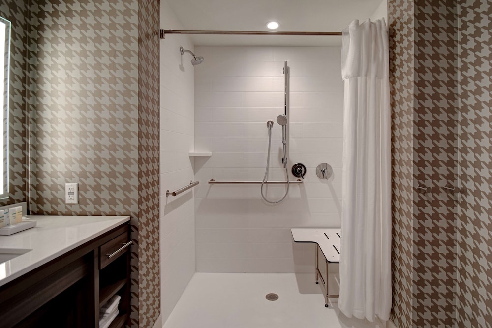 Home2 Suites by Hilton Troy - photo 27