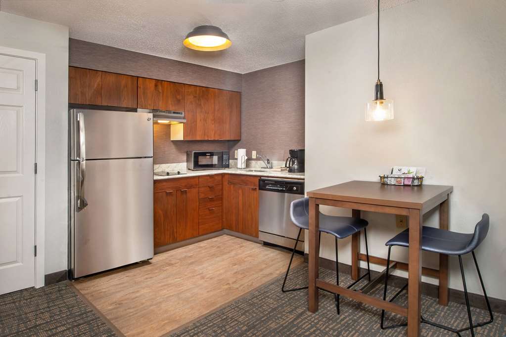 Sonesta ES Suites Baltimore BWI Airport - photo 9