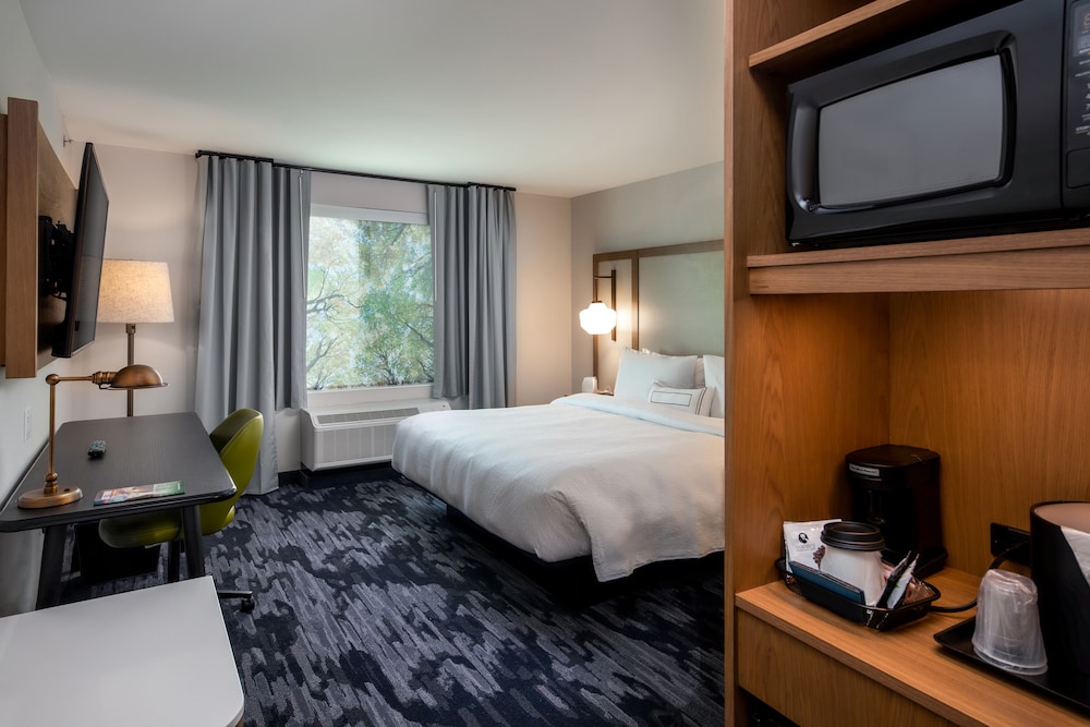 Fairfield Inn & Suites by Marriott Little Rock Airport - photo 3