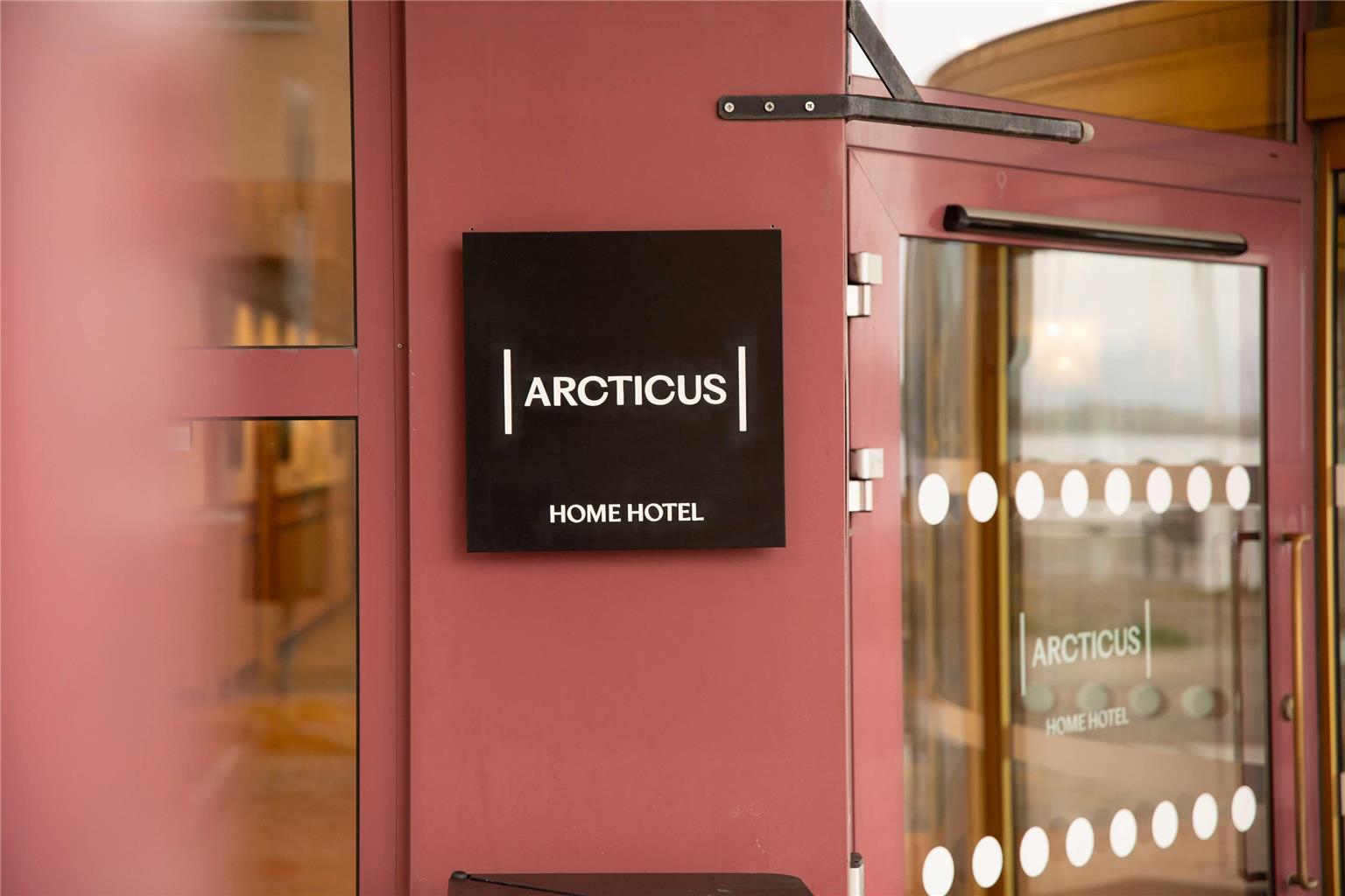 Home Hotel Arcticus — Harstad — photo 3