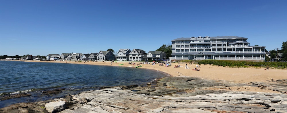 Madison Beach Hotel - photo 102
