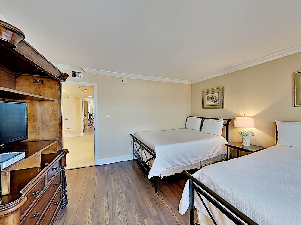 Regency Towers by Southern Vacation Rentals - photo 21