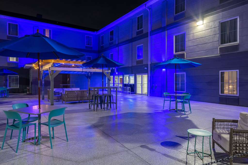 TRYP by Wyndham Tallahassee North I 10 Capital Circle - photo 40