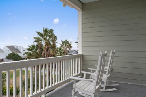 Marsh Madness by Oak Island Accommodations - photo 13