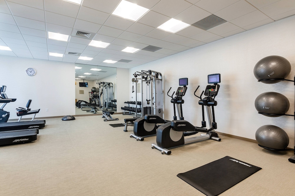 SpringHill Suites by Marriott Charleston Airport & Convention Center - photo 52