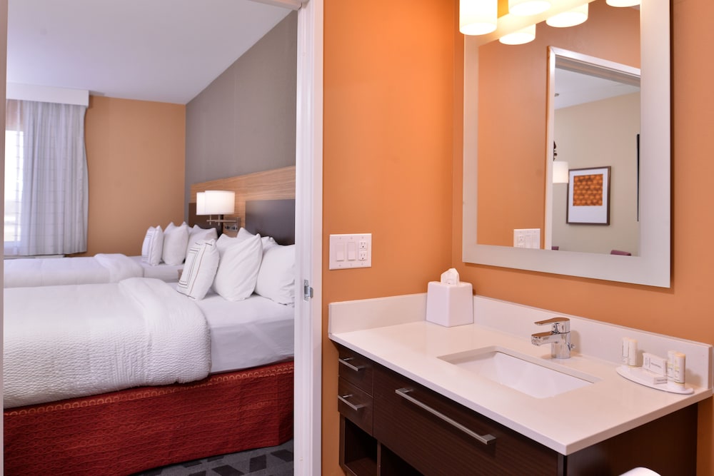 TownePlace Suites by Marriott St. Louis Chesterfield - photo 28