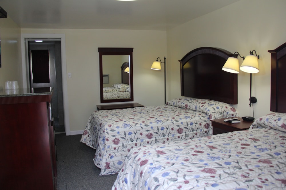 Pleasant Hill Motel - photo 13