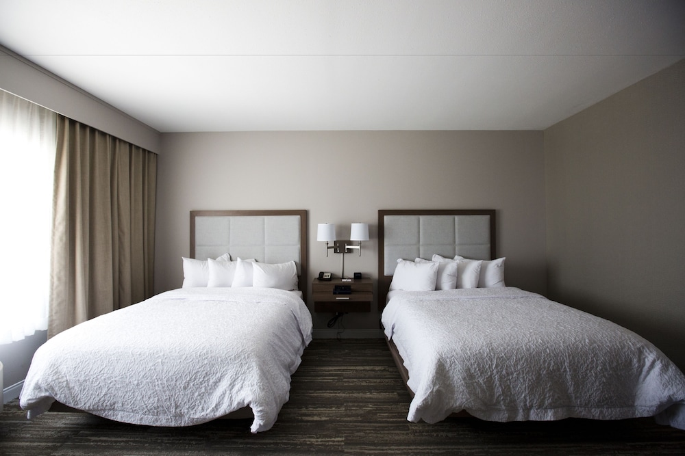 Hampton Inn Blue Ash Cincinnati - photo 14