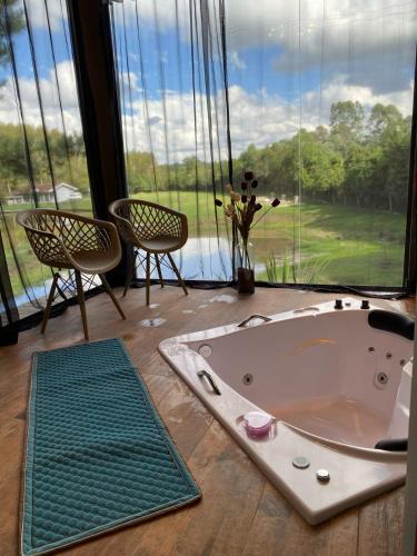 Cabana Romântica com Hidro in Campo Largo, Brasil