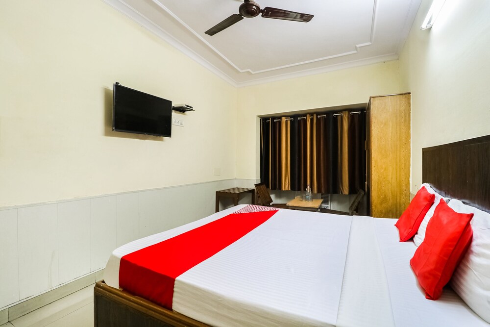 Hotel Rising Sun
