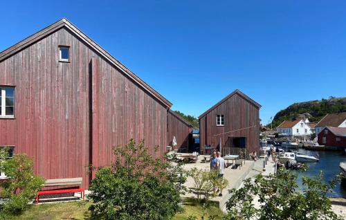 Lovely Apartment In Søgne With Wifi — 4-Star Luxury Hotel in Sogne, Norway