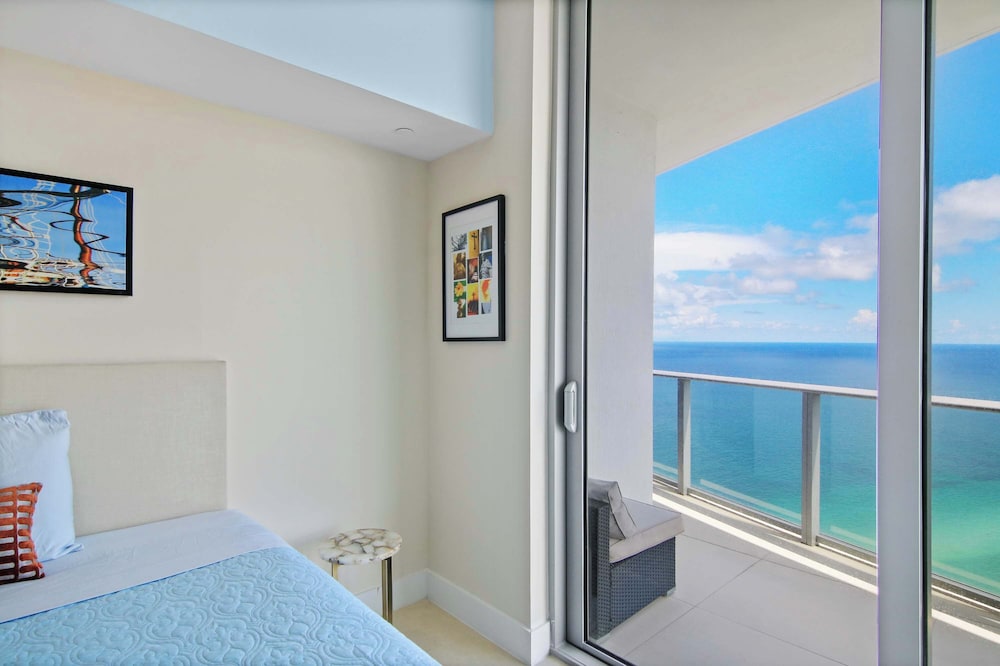 Luxury Penthouse 4 BDR With Resort Amenities - photo 15