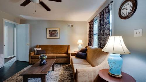 Dock&Volleyball Near Downtown Royal Aubergine in Savannah, United States