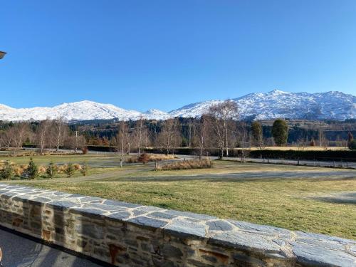 Maunga View in Queenstown, New Zealand