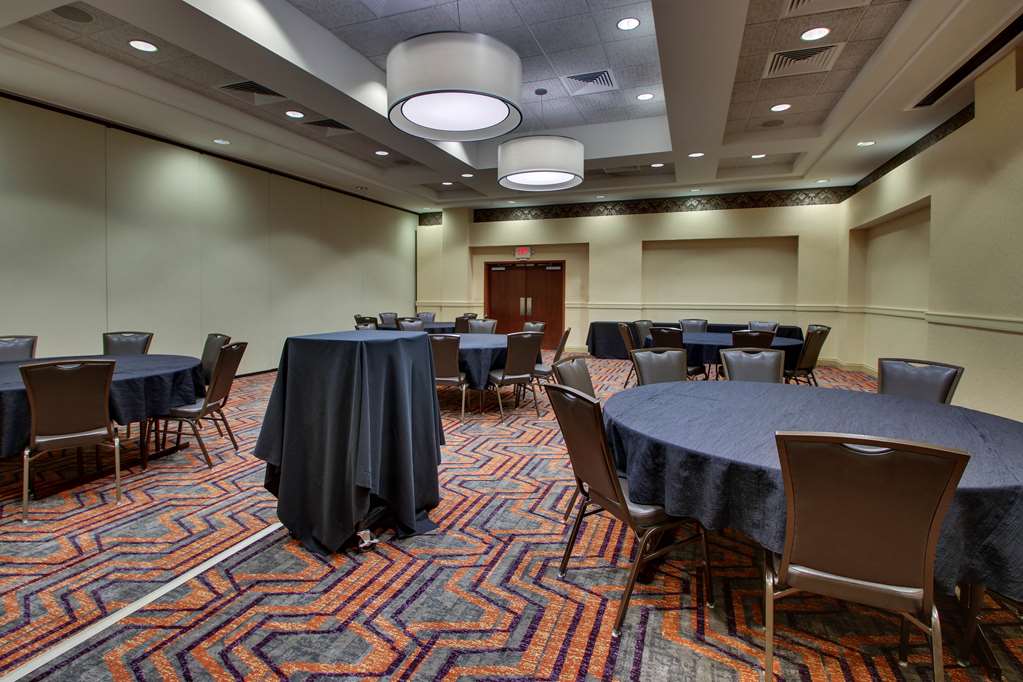 Drury Inn & Suites Findlay - photo 65